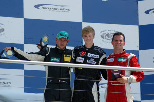 Das Podium der Formel 3 v.l.n.r.: Thomas Amweg, Christopher Höher und Philippe Chuard. Foto: Rolf Schindler